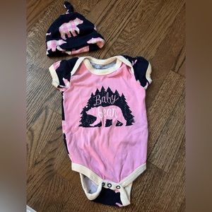Baby bear onesie with hat 3-6 month